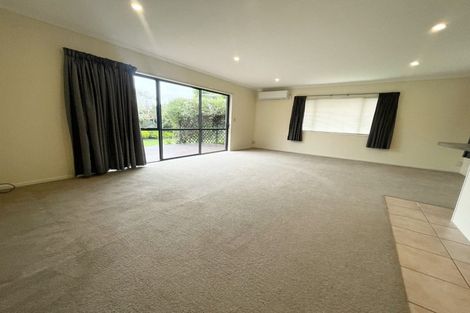 Photo of property in 1/45a Northboro Road, Belmont, Auckland, 0622