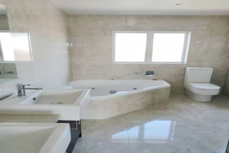 Photo of property in 10 Kildare Road, Flat Bush, Auckland, 2019