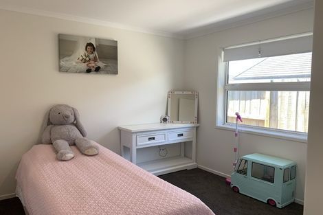 Photo of property in 22 Komata Crescent, Papamoa Beach, Papamoa, 3118