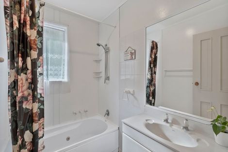 Photo of property in 32 Rothesay Place, Dinsdale, Hamilton, 3204