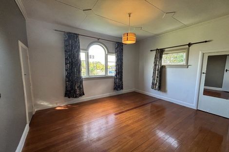 Photo of property in 1302 Dominion Road, Mount Roskill, Auckland, 1041