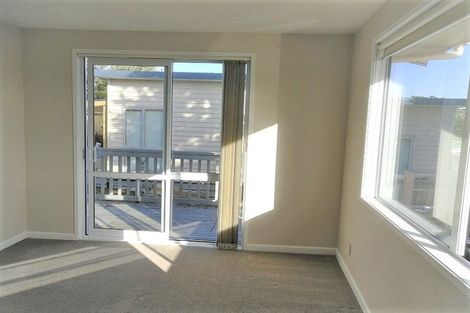 Photo of property in 16 Trinidad Road, Sunnynook, Auckland, 0620