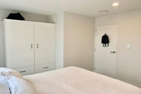 Photo of property in 60 Niu Lane, Te Atatu South, Auckland, 0610