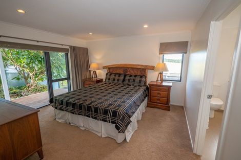 Photo of property in 59 Spicer Road, Cable Bay, 0420