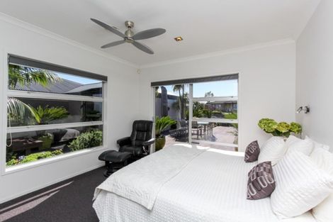 Photo of property in 20 Mangorei Road, Strandon, New Plymouth, 4312