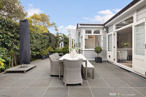 Photo of property in 17b Homewood Avenue, Karori, Wellington, 6012