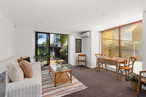 Photo of property in 3/90 Edgeware Road, St Albans, Christchurch, 8014