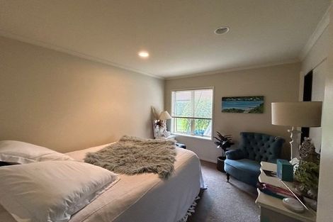 Photo of property in 8 Paul Close, Papamoa Beach, Papamoa, 3118