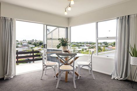 Photo of property in 6 Glamis Avenue, Dinsdale, Hamilton, 3204