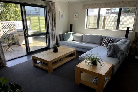 Photo of property in 11 Harris Road, Mount Wellington, Auckland, 1051