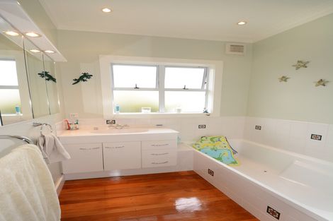 Photo of property in 17 Roebuck Rise, Broad Bay, Dunedin, 9014