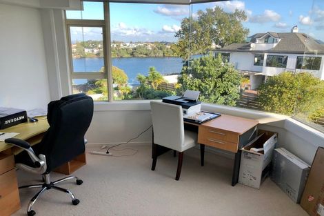 Photo of property in 2/90 Kitchener Road, Milford, Auckland, 0620