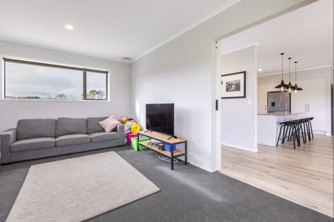 Photo of property in 2a Elm Place, Waipukurau, 4284