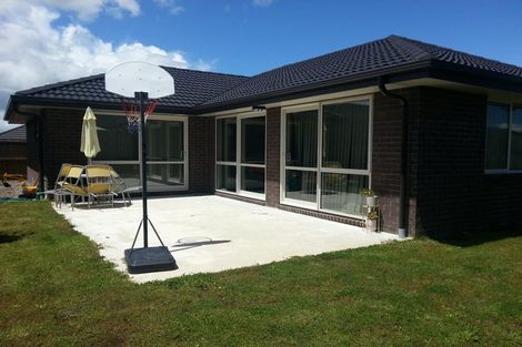 Photo of property in 28 Trauzer Place, Flagstaff, Hamilton, 3210