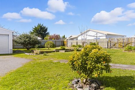 Photo of property in 106 Queen Street West, Levin, 5510