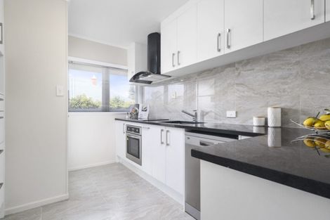 Photo of property in 5 Bloomfield Place, Epsom, Auckland, 1023