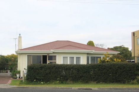 Photo of property in 32 Harbour Drive, Otumoetai, Tauranga, 3110