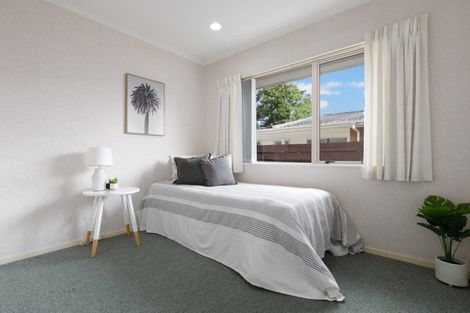 Photo of property in 482b Devonport Road, Tauranga South, Tauranga, 3112