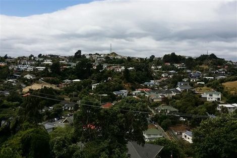 Photo of property in 102 Ruskin Road, Newlands, Wellington, 6037