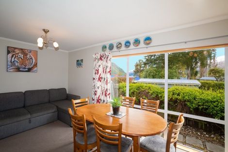 Photo of property in 129 Kent Street, Kingston, Athol, 9793