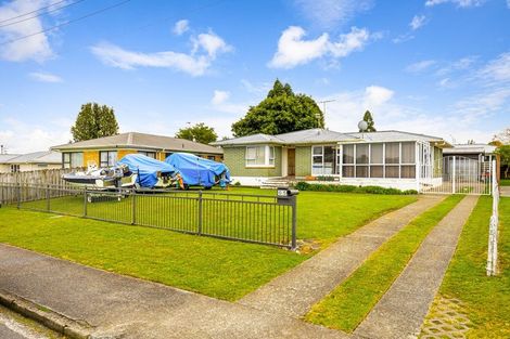 Photo of property in 65 Rosehill Drive, Rosehill, Papakura, 2113