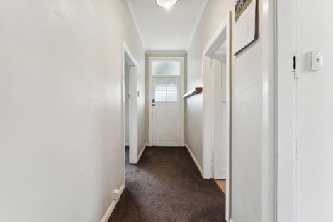 Photo of property in 9 Atkinson Street, Woodville, 4920