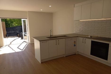 Photo of property in 39 Tui Glen Road, Birkenhead, Auckland, 0626