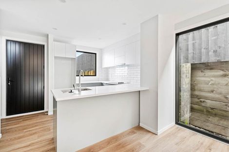 Photo of property in 17 Pukakaho Lane, Papatoetoe, Auckland, 2025