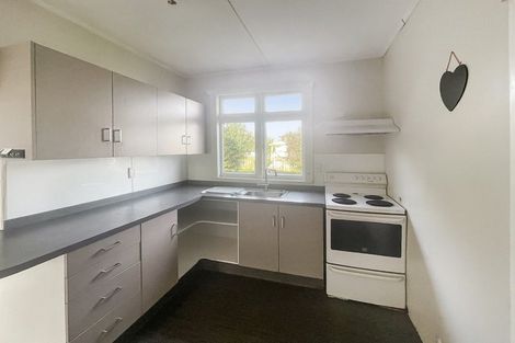 Photo of property in 24 Mckenzie Street, Levin, 5510