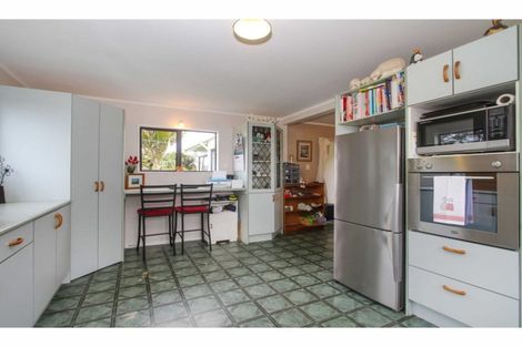 Photo of property in 20 Waipipi Wharf Road, Pollok, Waiuku, 2683