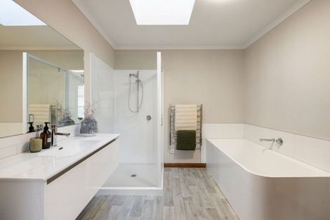 Photo of property in 2 Rosehill Lane, Te Awamutu, 3800