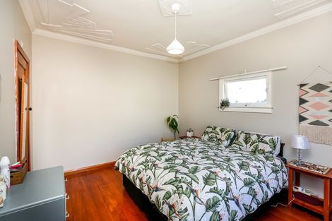 Photo of property in 2/68 Woodleigh Street, Frankleigh Park, New Plymouth, 4310