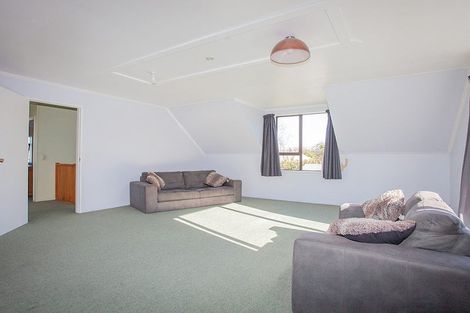 Photo of property in 8 Hamua Place, Waitara, 4320