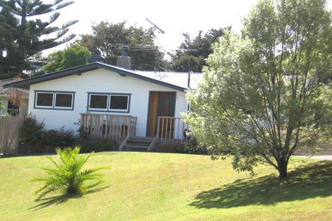 Photo of property in 5 Brussells Place, Birkenhead, Auckland, 0626