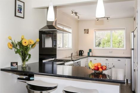 Photo of property in 11 Parvin Place, Pukekohe, 2120