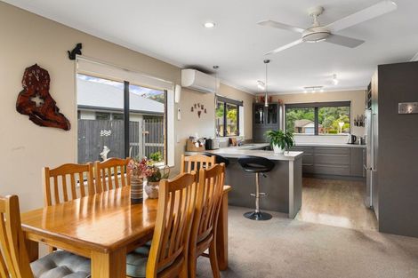 Photo of property in 10 Merrimana Drive, Thames, 3500