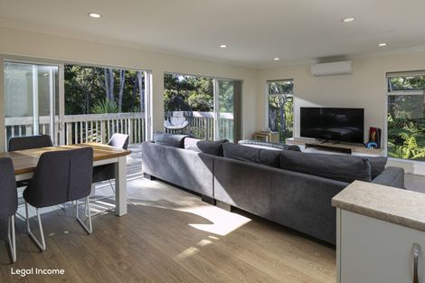 Photo of property in 29d Greenhithe Road, Greenhithe, Auckland, 0632