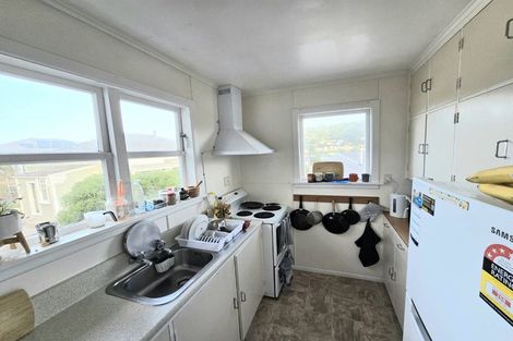 Photo of property in 84 Tiber Street, Island Bay, Wellington, 6023