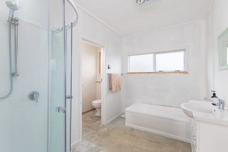 Photo of property in 29 George Crescent, Buckland, Pukekohe, 2677