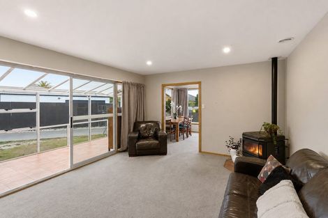 Photo of property in 16 Pethig Place, Halswell, Christchurch, 8025