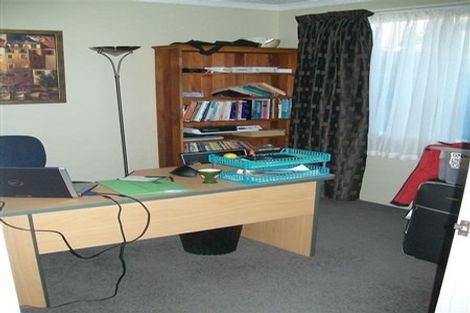 Photo of property in 1/200 Sawyers Arms Road, Bishopdale, Christchurch, 8053