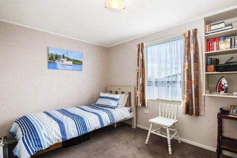 Photo of property in 6 Wairoa Place, Tokoroa, 3420