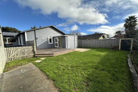 Photo of property in 3 Florence Avenue, Palmerston North, 4410