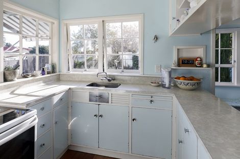 Photo of property in 125b Tasman Street, Nelson, 7010