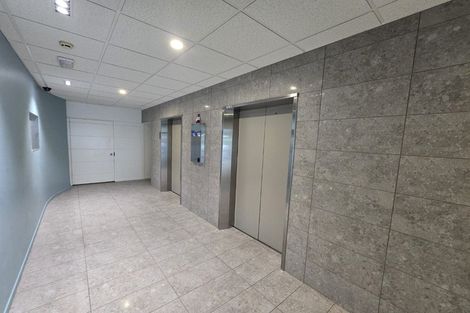 Photo of property in Terrace Tower Apartments, 7b/126 The Terrace, Wellington Central, Wellington, 6011