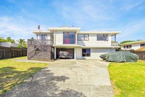 Photo of property in 132 Finlayson Avenue, Clendon Park, Auckland, 2103