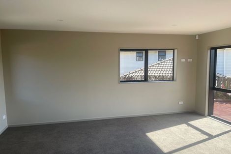 Photo of property in 28 Arrowsmith Drive, Clover Park, Auckland, 2019