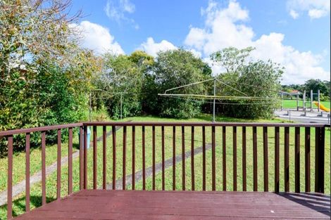 Photo of property in 3/16 Northall Road, New Lynn, Auckland, 0600