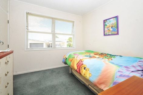 Photo of property in 22 Sunvue Road, Glen Eden, Auckland, 0602