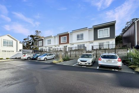 Photo of property in 29/30 Adventure Drive, Whitby, Porirua, 5024